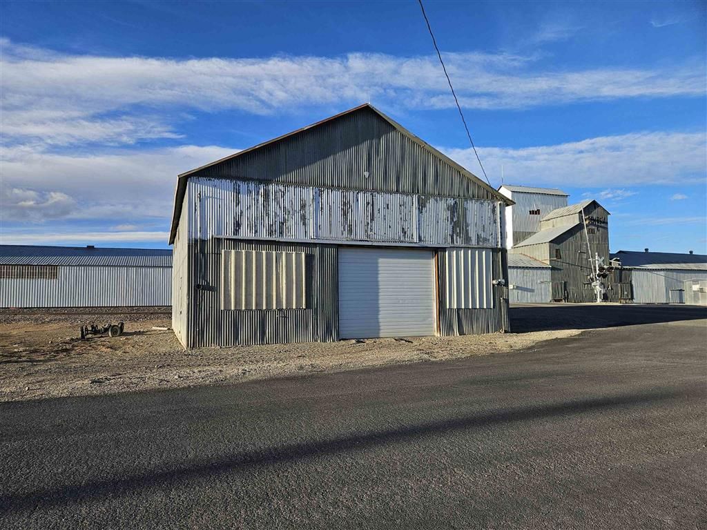 Photo of 197 North, Powell, WY 82435 (MLS # 10032036)