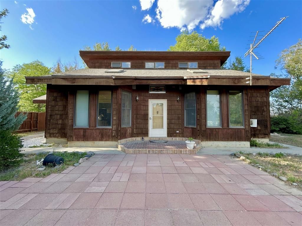 Photo of 403 Fiddlers Ln, Powell, WY 82435 (MLS # 10031528)