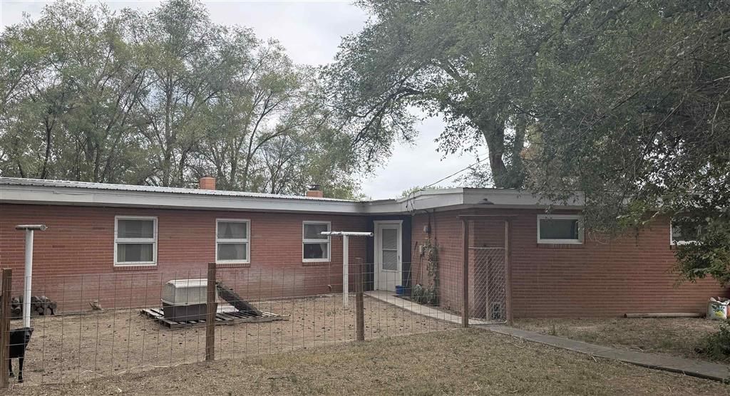 Photo of 868 McKinley Ave, Lovell, WY 82431 (MLS # 10031673)