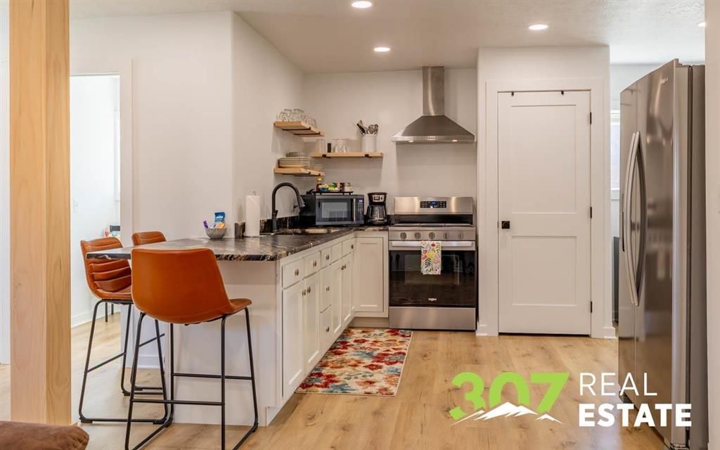 Photo of 1337 Wyoming Ave, Cody, WY 82414 (MLS # 10031862)