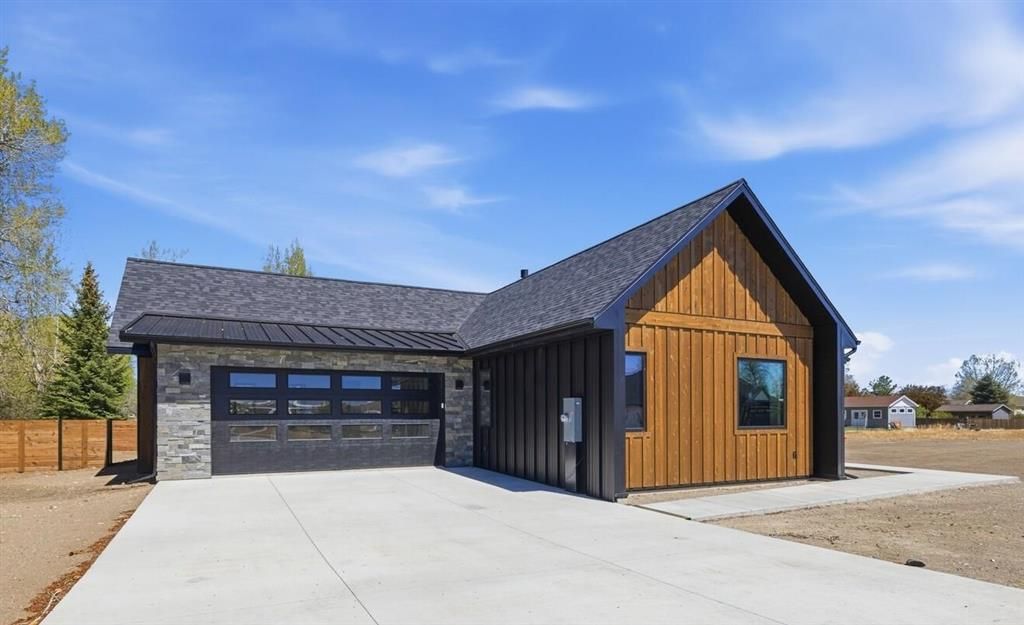 Photo of 2301 Songbird Ct #1, Cody, WY 82414 (MLS # 10032336)