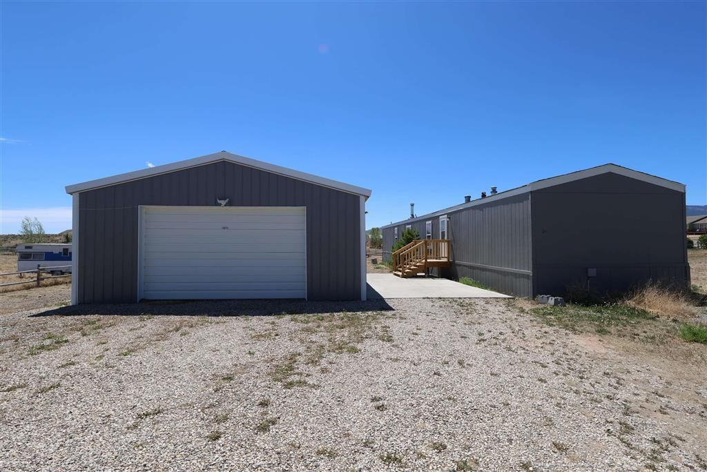 Photo of 24 Oak Dr, Cody, WY 82414 (MLS # 10032365)