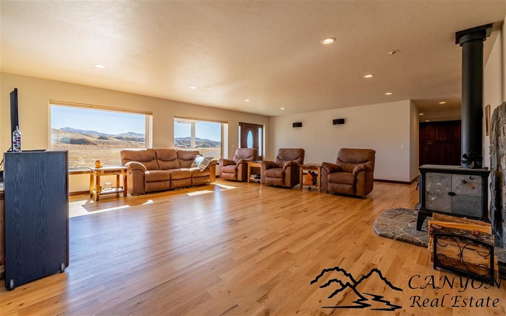 Photo of 1679 Lane 14 Ln, Powell, WY 82435 (MLS # 10031769)