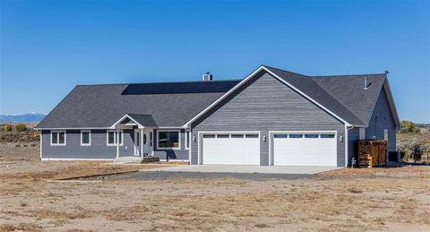 Photo of 1679 Lane 14 Ln, Powell, WY 82435 (MLS # 10031769)