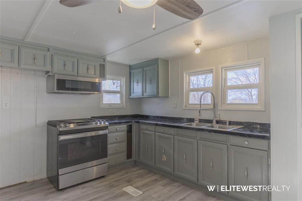 Photo of 23 3rd Ave W Ave, Deaver, WY 82421 (MLS # 10031838)