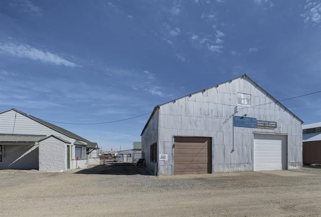 Photo of 28/30/34 Pearson Ave, Cody, WY 82414 (MLS # 10030967)