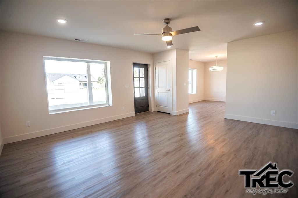 Photo of 742 N Clark St, Powell, WY 82435 (MLS # 10031422)