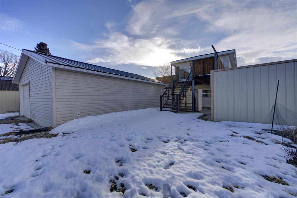 Cody, Wyoming 82414, United States, 2 Bedrooms Bedrooms, ,3 BathroomsBathrooms,Residential,Pending,81269