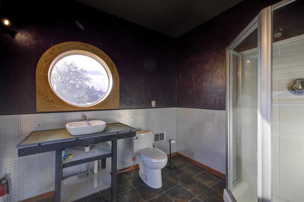 Cody, Wyoming 82414, United States, 2 Bedrooms Bedrooms, ,3 BathroomsBathrooms,Residential,Pending,81269