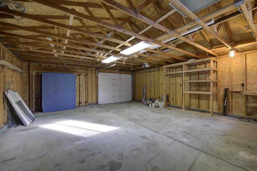 Cody, Wyoming 82414, United States, 2 Bedrooms Bedrooms, ,3 BathroomsBathrooms,Residential,Pending,81269