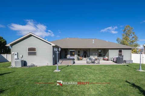 Tiny photo for 1004 Greenfield Dr, Powell, WY 82435 (MLS # 10031793)