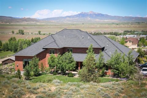 Tiny photo for 401 Lichen Dr, Cody, WY 82414 (MLS # 10020040)