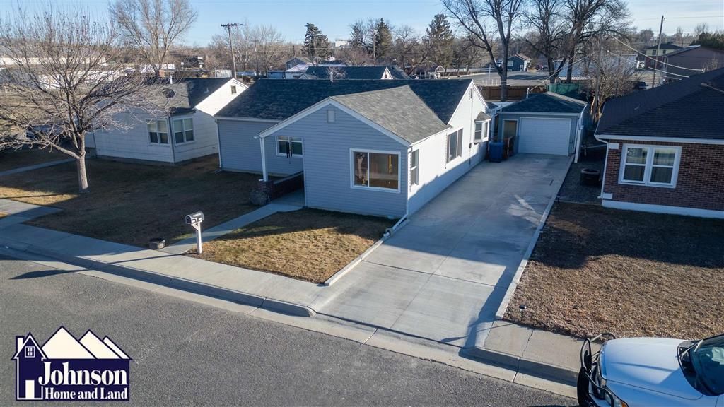 Photo of 478 E 3rd St, Lovell, WY 82431 (MLS # 10032011)