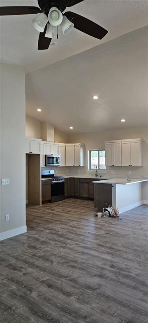 Tiny photo for 2707 Skyview Ln #2, Cody, WY 82414 (MLS # 10031529)