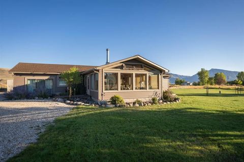 Photo of 201 Lower Southfork Rd, Cody, WY 82414 (MLS # 10031699)