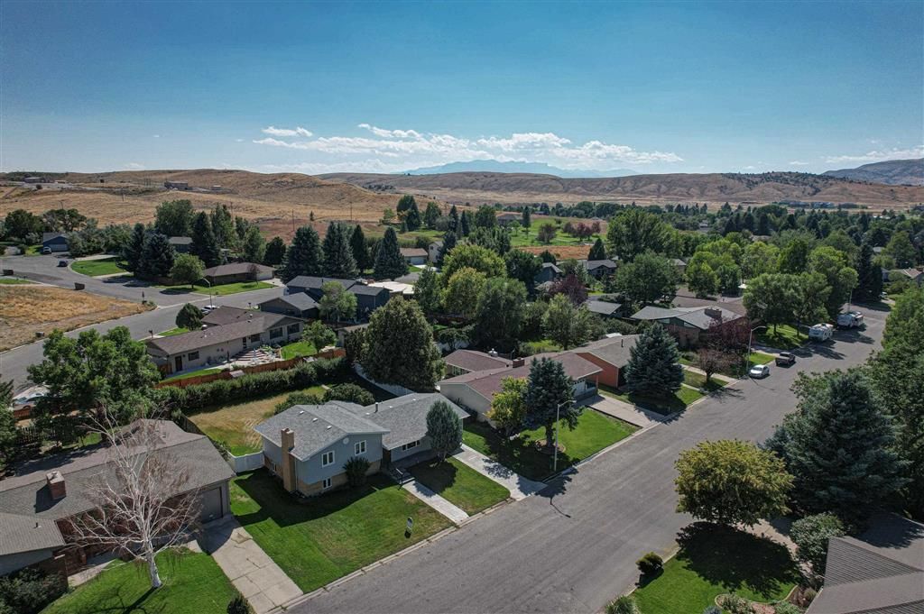 Photo of 1232 Birch Ln, Cody, WY 82414 (MLS # 10030515)