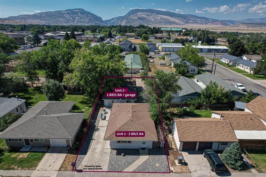 Photo of 1617 19th St, Cody, WY 82414 (MLS # 10032297)