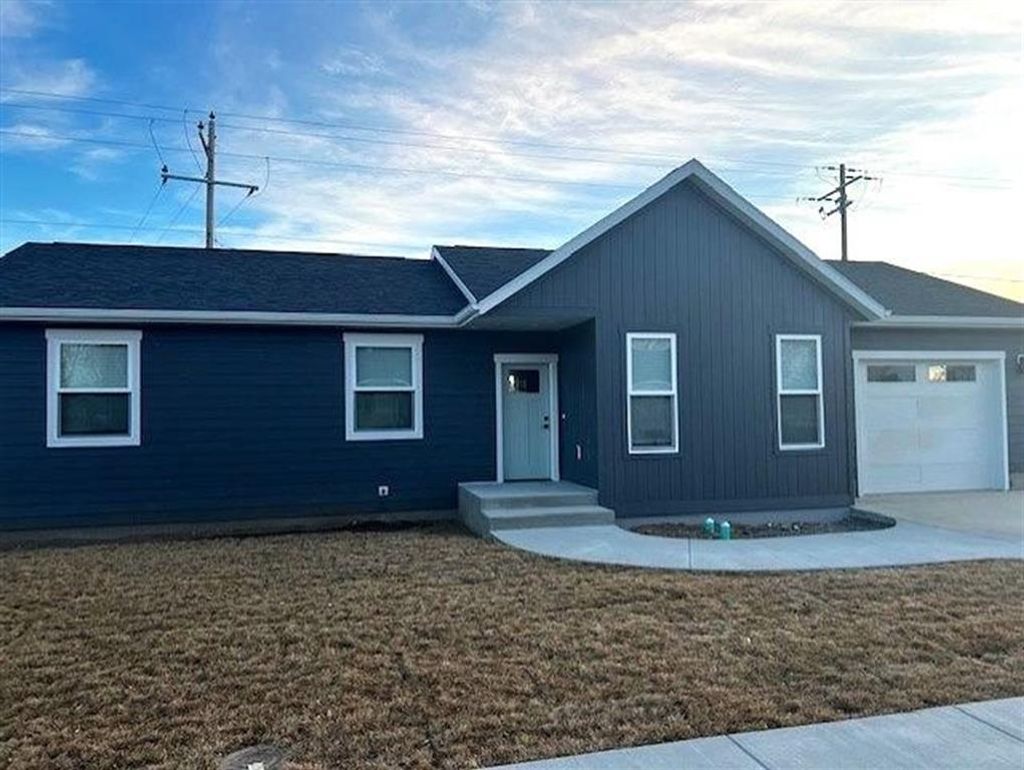 Photo of 162 Robin Rd, Lovell, WY 82431 (MLS # 10031996)