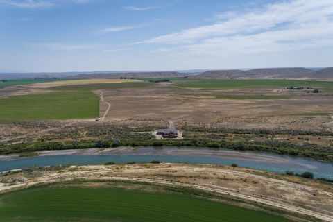 Tiny photo for 77 Eagle Rock Trail, Clark, WY 82435 (MLS # 10031532)