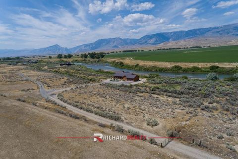 Tiny photo for 77 Eagle Rock Trail, Clark, WY 82435 (MLS # 10031532)