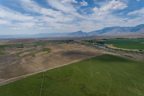 Tiny photo for 77 Eagle Rock Trail, Clark, WY 82435 (MLS # 10031532)