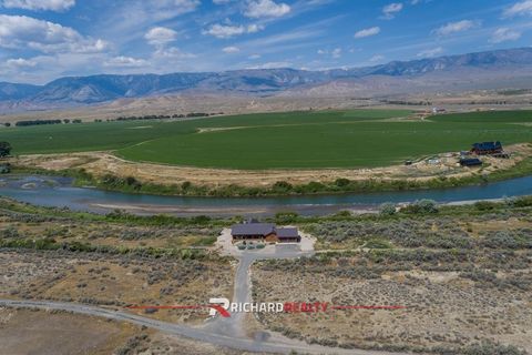 Tiny photo for 77 Eagle Rock Trail, Clark, WY 82435 (MLS # 10031532)