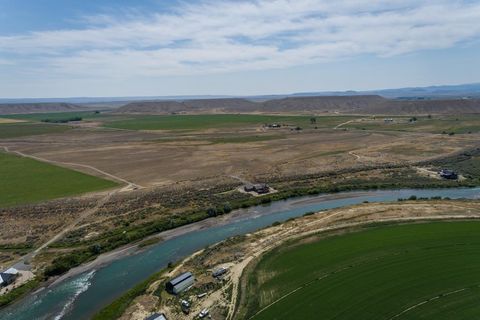 Tiny photo for 77 Eagle Rock Trail, Clark, WY 82435 (MLS # 10031532)