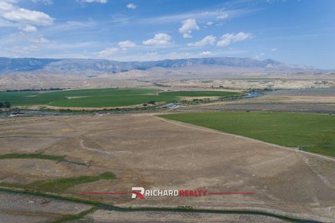 Tiny photo for 77 Eagle Rock Trail, Clark, WY 82435 (MLS # 10031532)