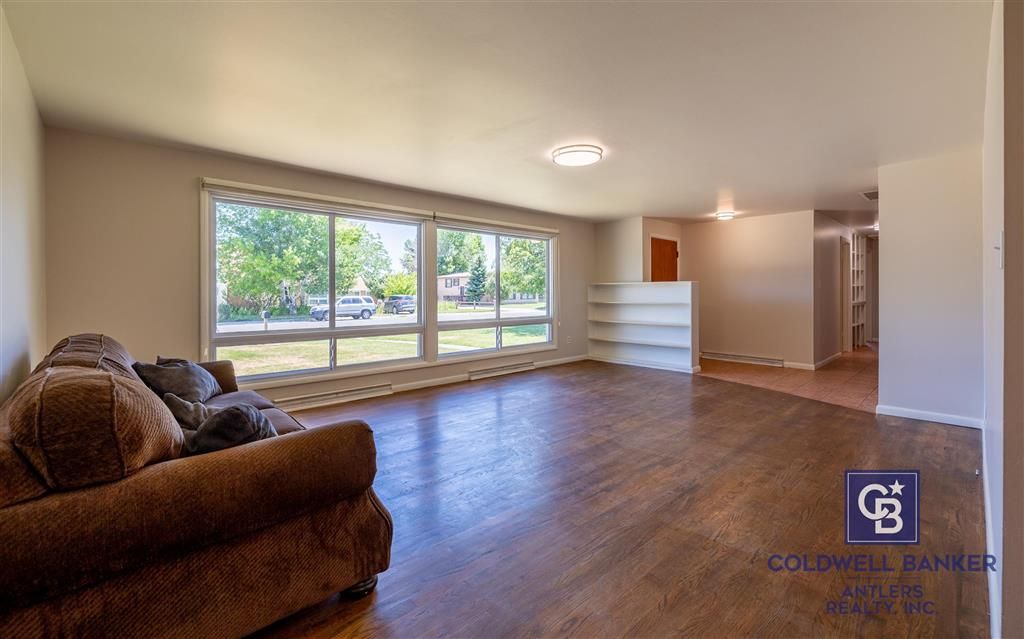 Photo of 1507 26th St, Cody, WY 82414 (MLS # 10031448)