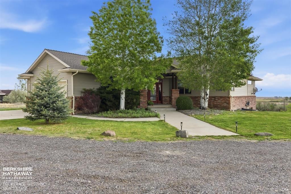 Photo of 1084 Road 8, Powell, WY 82435 (MLS # 10032427)