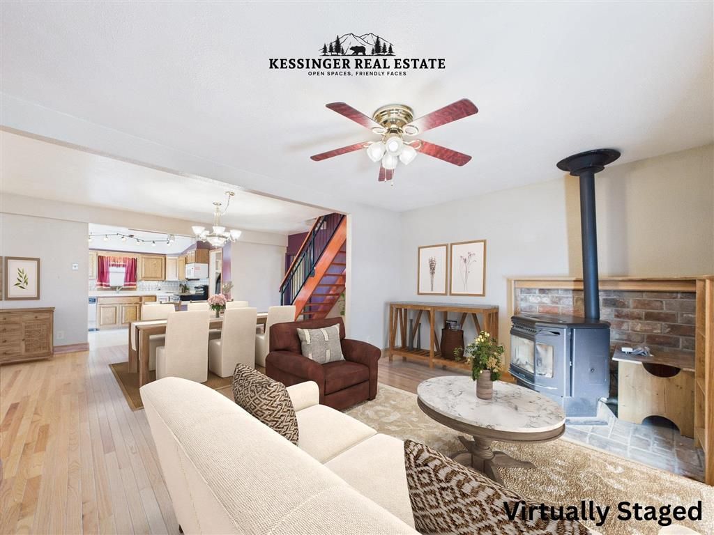 Photo of 228 S 6th St, Greybull, WY 82426 (MLS # 10031921)