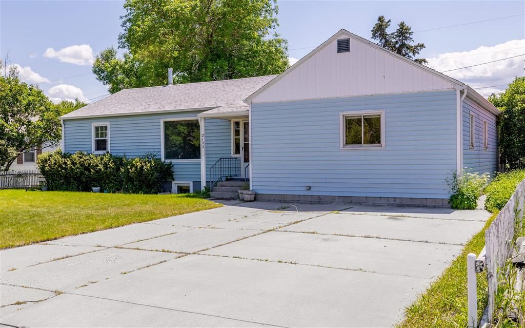 Photo of 2122 Peake Ave, Cody, WY 82414 (MLS # 10031357)