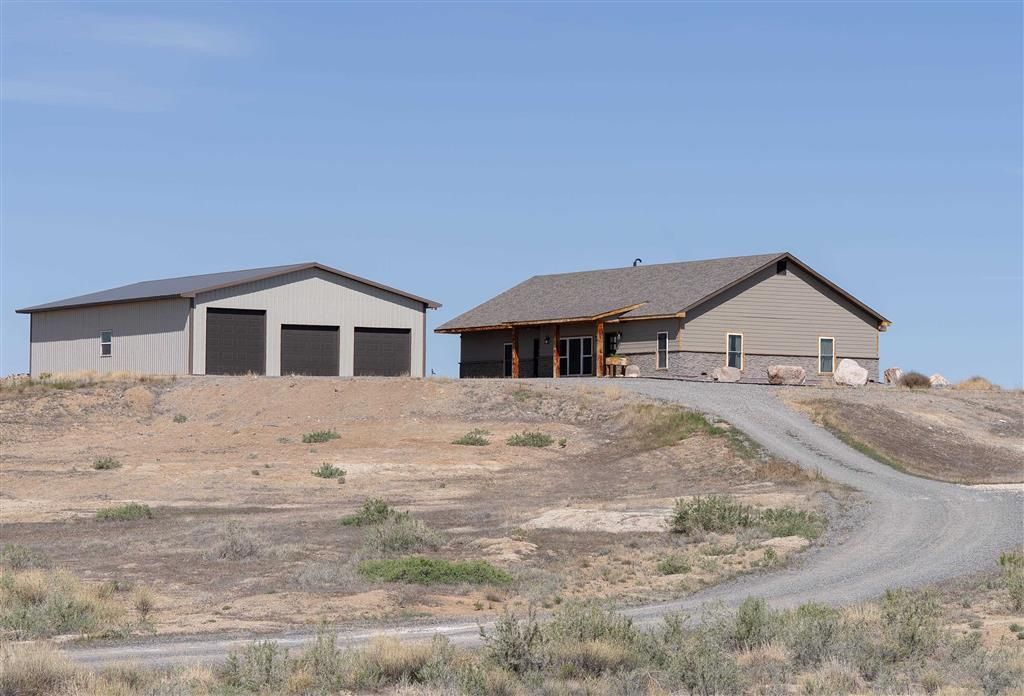 Photo of 1909 Lane 39 1/2, Basin, WY 82410 (MLS # 10032263)