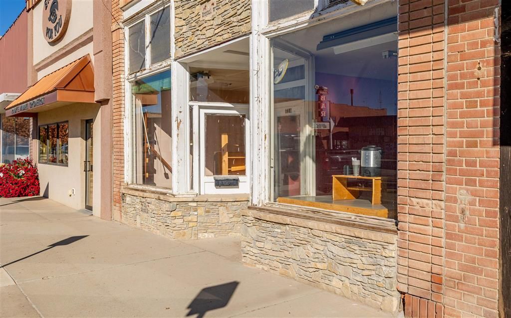 Photo of 424 Greybull Ave, Greybull, WY 82426 (MLS # 10031776)