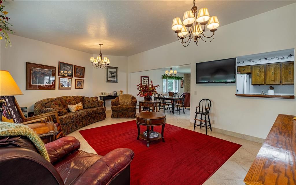 Photo of 1826 18th St, Cody, WY 82414 (MLS # 10031160)