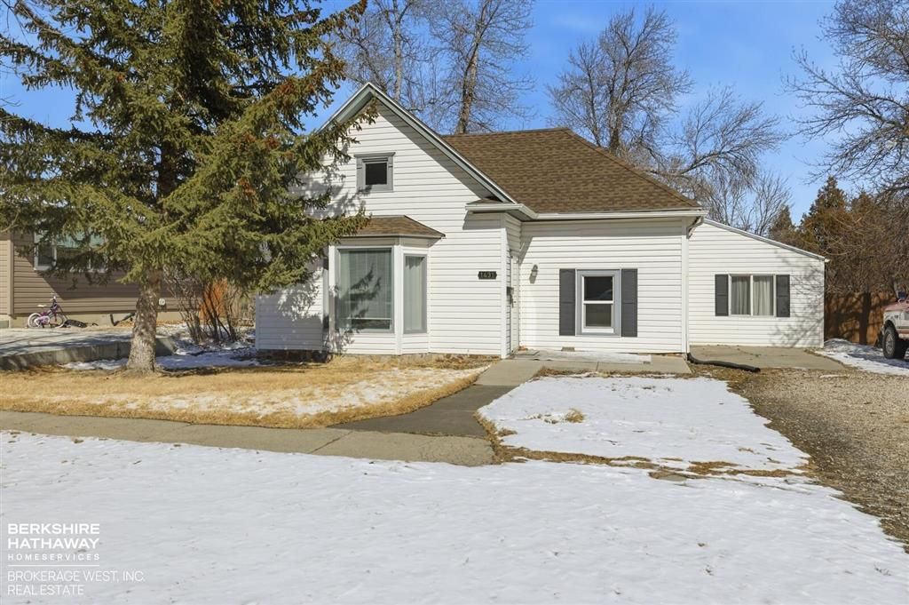 Photo of 1431 Alger Ave, Cody, WY 82414 (MLS # 10032014)