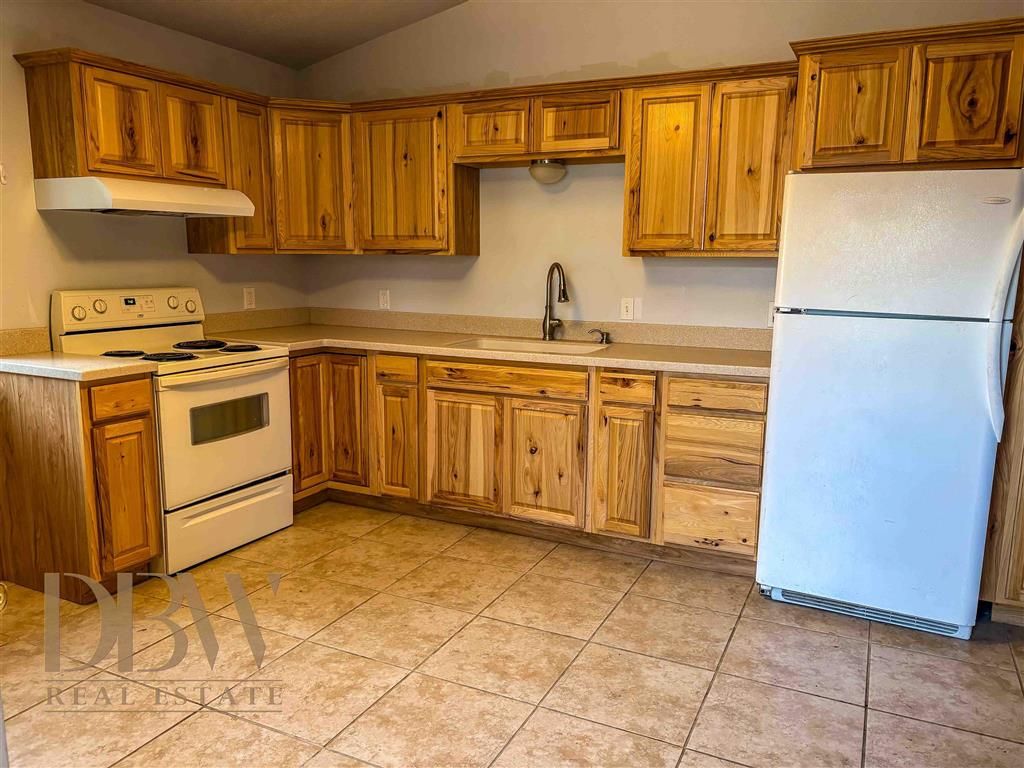Photo of 217 8th Ave N Ave, Greybull, WY 82426 (MLS # 10031361)