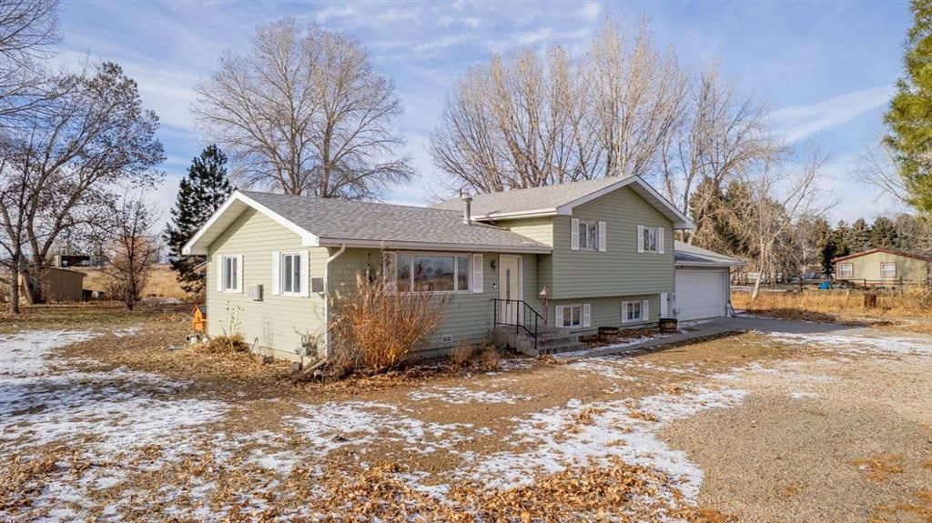 Photo of 1136 Olive Rd, Powell, WY 82435 (MLS # 10031883)