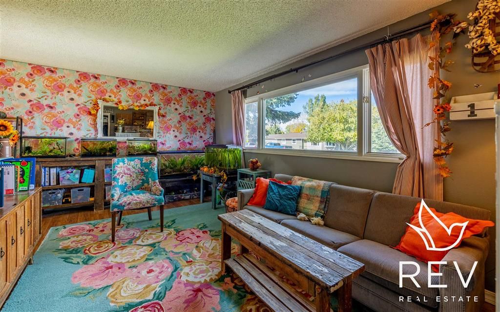 Photo of 1220 Alpine Ave, Cody, WY 82414 (MLS # 10031800)