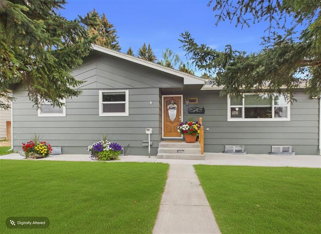 Photo of 945 Avenue K, Powell, WY 82435 (MLS # 10032288)