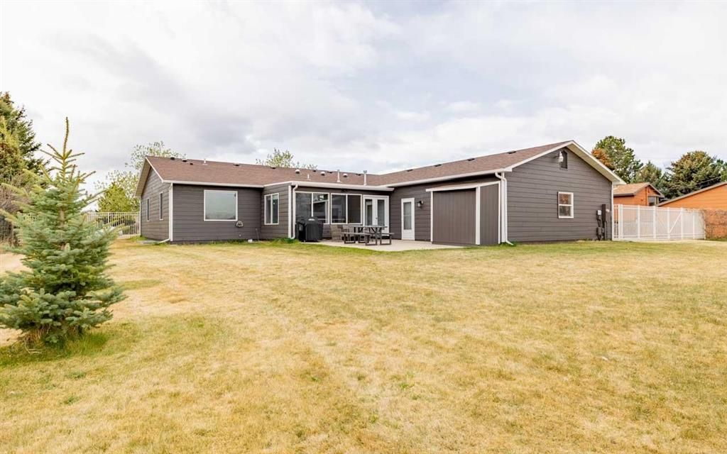 Photo of 3111 Kent Ave, Cody, WY 82414 (MLS # 10032271)
