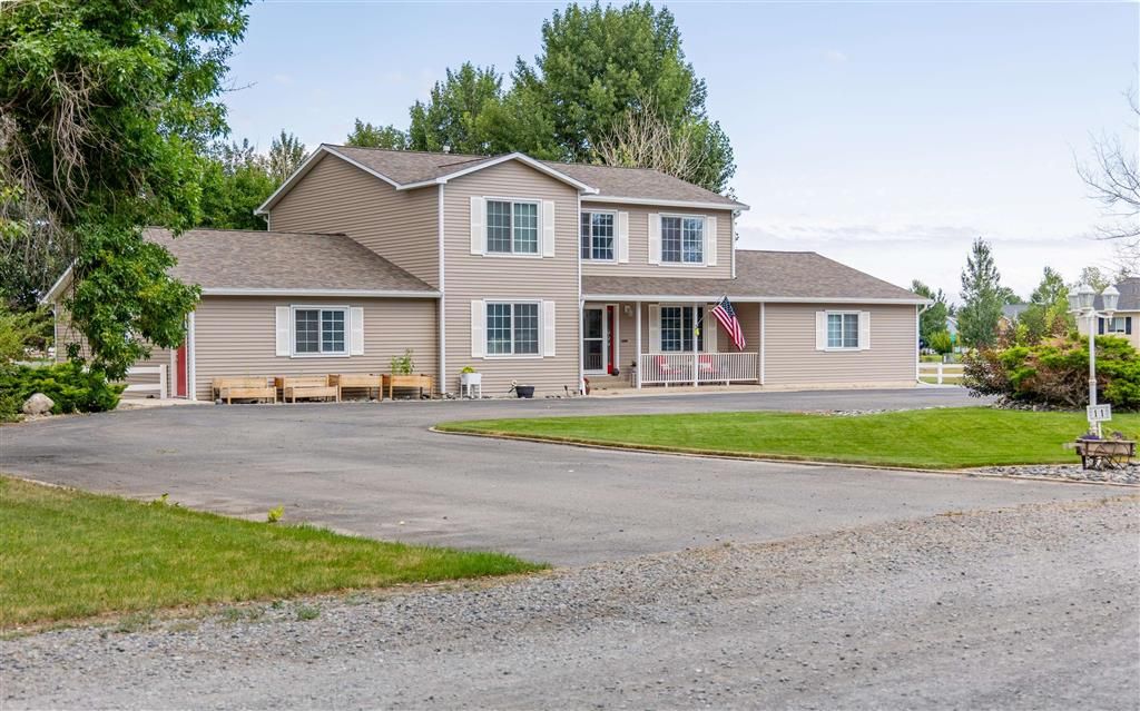 Photo of 11 Benchview Lane, Lovell, WY 82431 (MLS # 10032118)