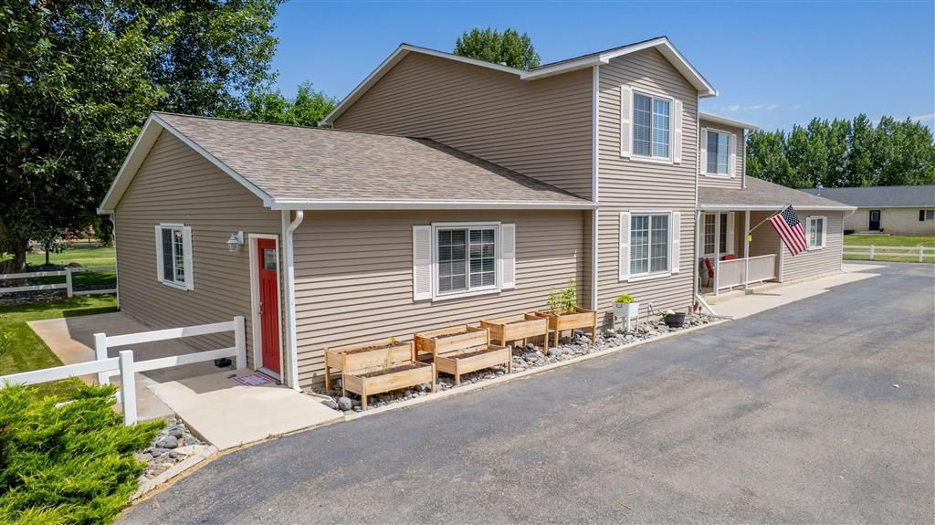 Photo of 11 Benchview Lane, Lovell, WY 82431 (MLS # 10032118)