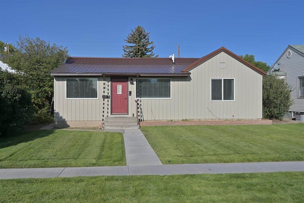 556 N CLARK ST, POWELL, WY 82435 - Image f05ec68af56a178dba30e3b5ec0021d8/327772329