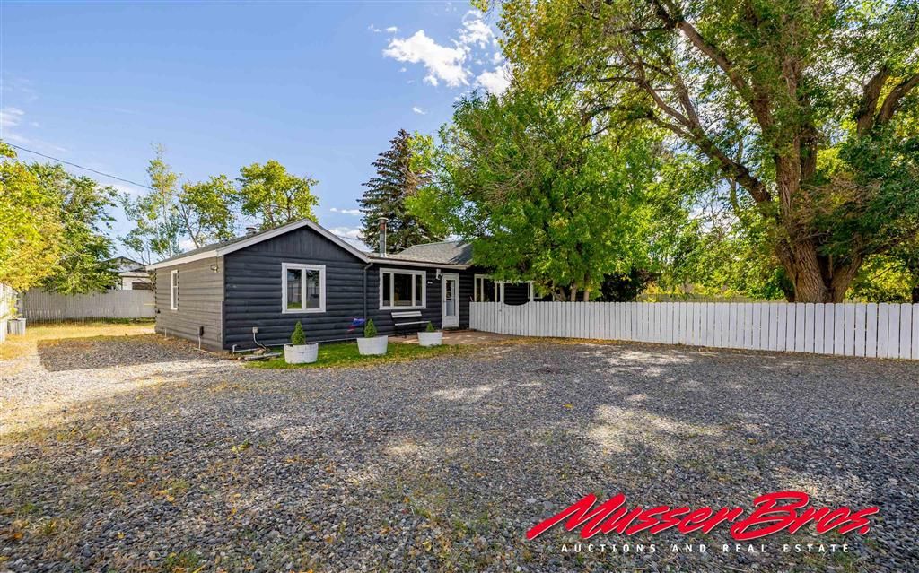 Photo of 826 North, Cody, WY 82414 (MLS # 10031781)