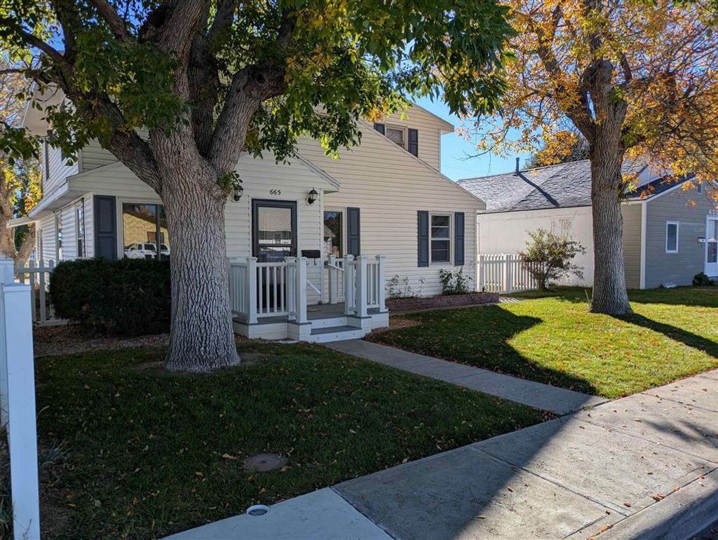 Photo of 665 N Day St, Powell, WY 82435 (MLS # 10031754)