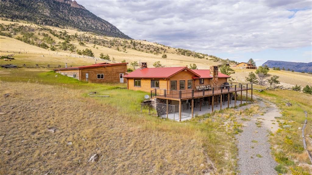 Photo of 85 The Way West Rd, Cody, WY 82414 (MLS # 10031041)