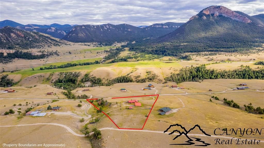 Photo of 85 The Way West Rd, Cody, WY 82414 (MLS # 10031041)