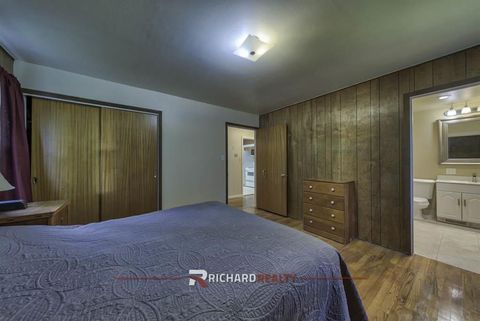 Tiny photo for 708 S 16th St, Worland, WY 82401 (MLS # 10031622)