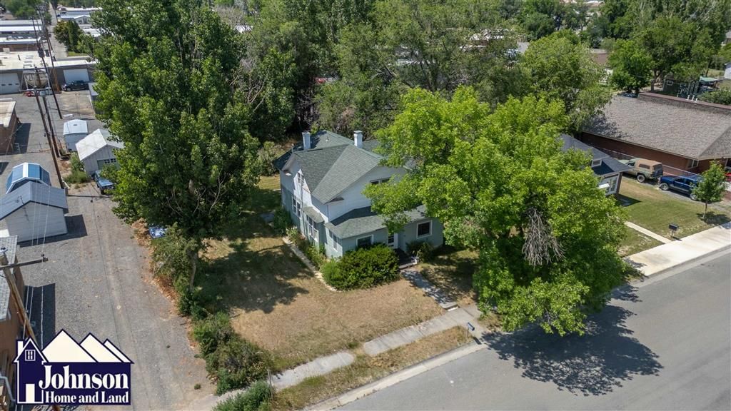 Photo of 326 Oregon Ave, Lovell, WY 82431 (MLS # 10031445)